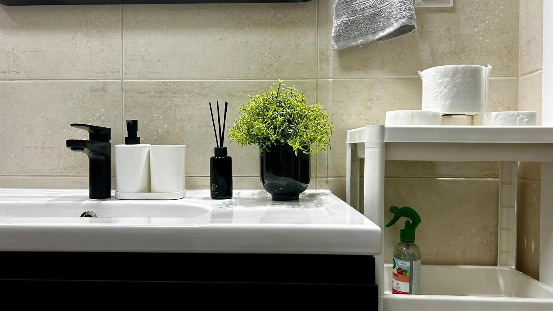 Island Modern Box Apartment Gdansk Poland